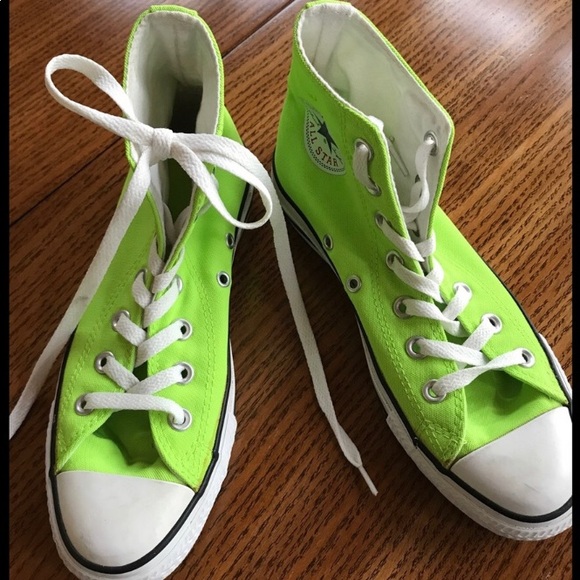 all star sneakers for ladies